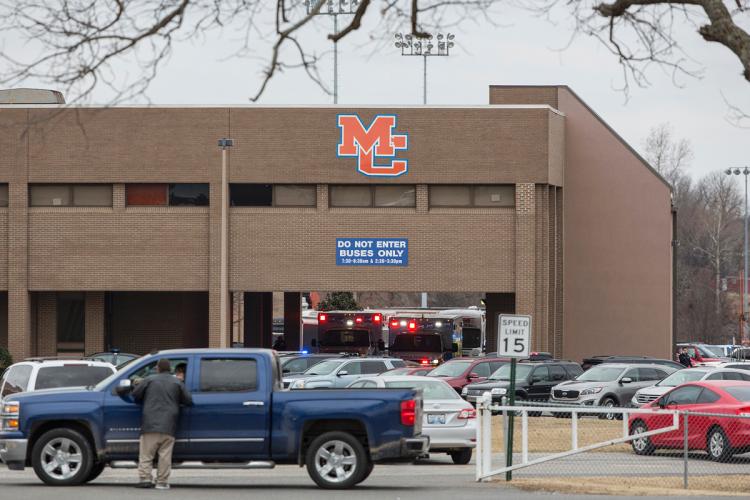 Kentucky School Shooting Leaves 2 Dead