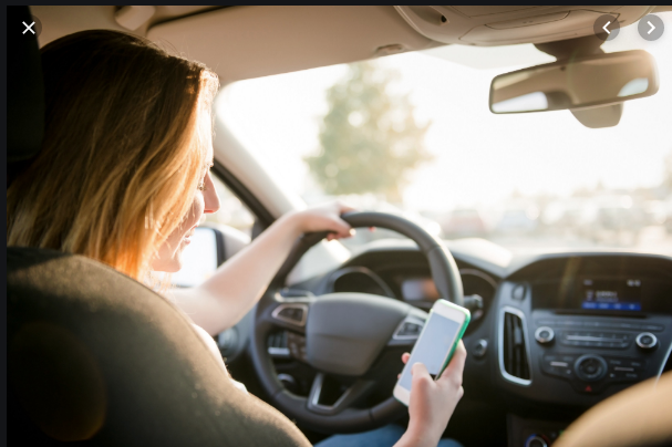 Cell Phone Use While Driving is Now Illegal in Lakewood
