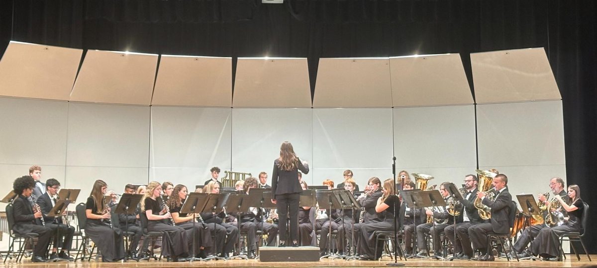Opening performance, Declaration Overture. Performed by the Lakewood High School Wind Ensemble, led by Co-Director Riley Kuhn.