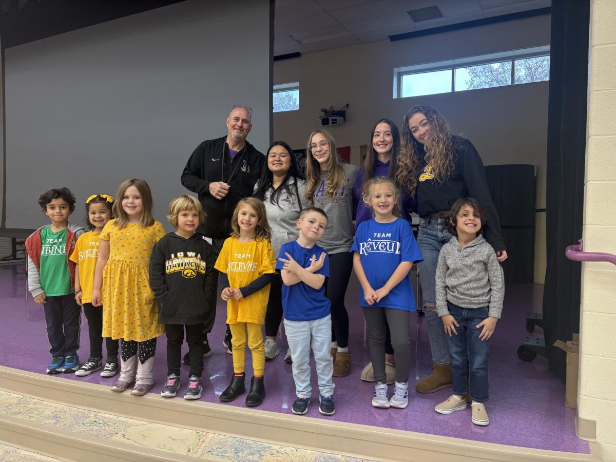 SALT members pose with some very excited Roosevelt students (left to right: Rob Slone, Vashti Arrow, Lyla Parkison, Gaby Carroll-Greeves, Ella Bower)

SALT members pose with some very excited Roosevelt students (left to right: Rob Slone, Vashti Arrow, Lyla Parkison, Gaby Carroll-Greeves, Ella Bower).