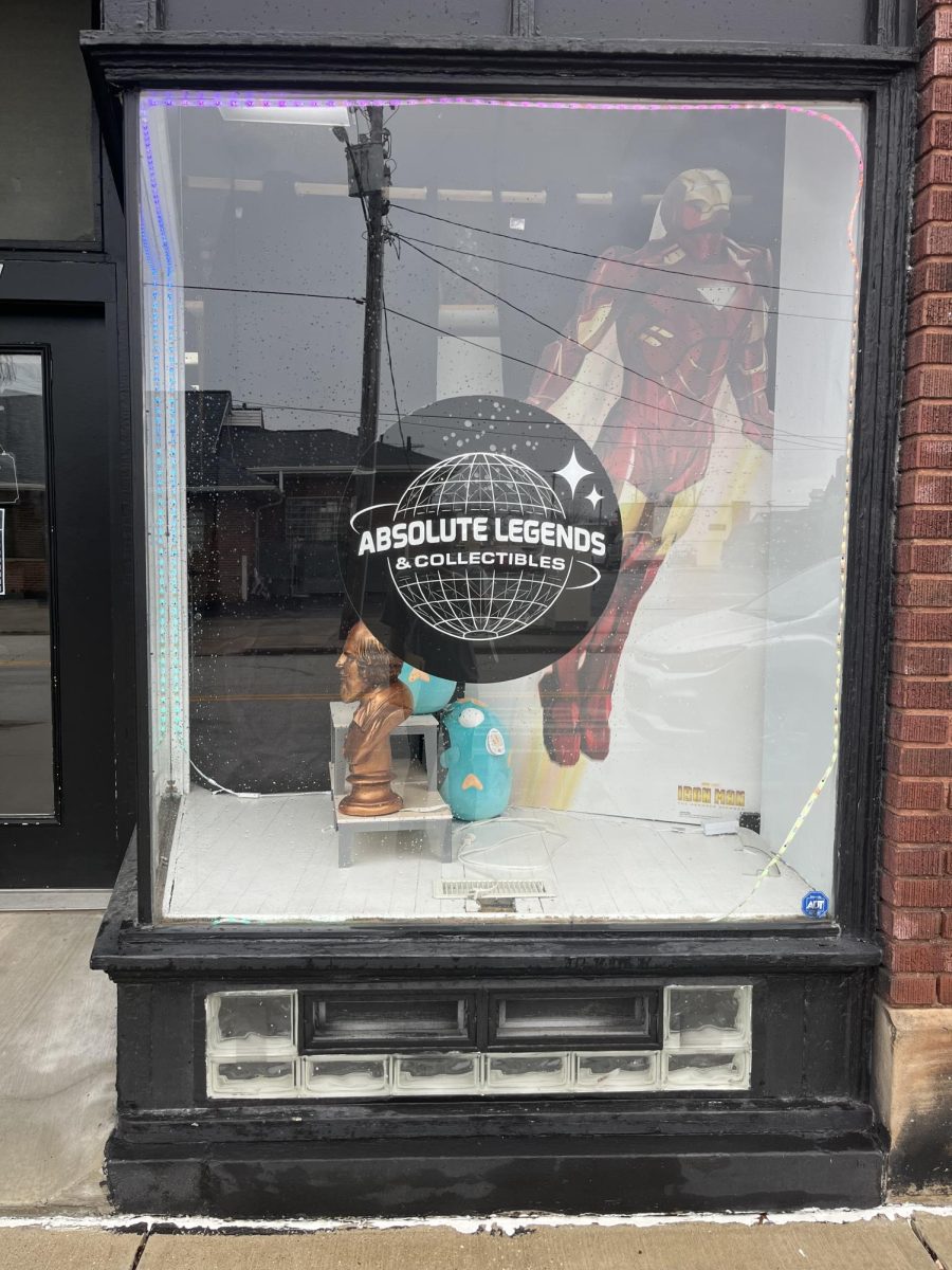 The store window features collectible icons.