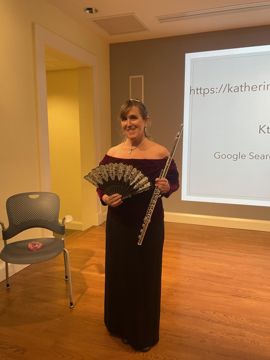 A photo of flutist Katherine Calvey after her presentation.