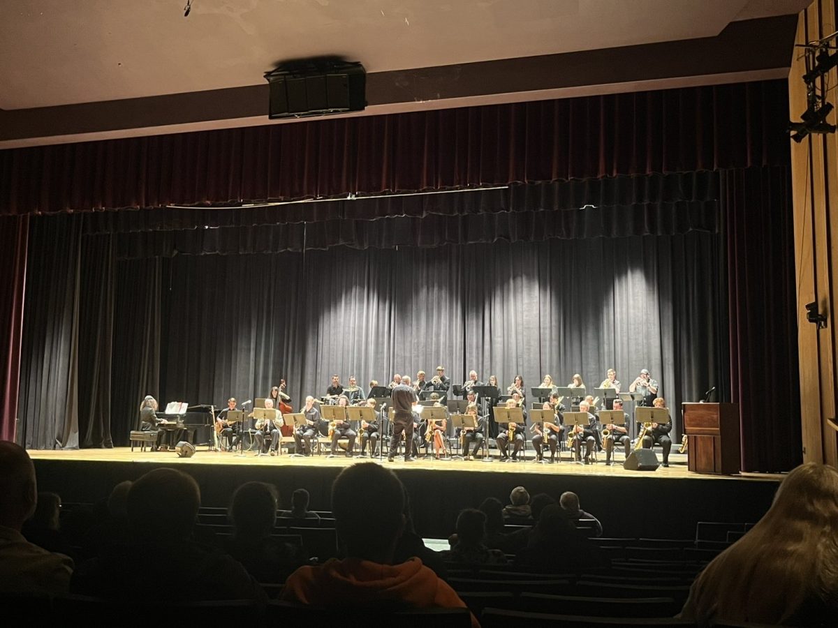 The Jazz Band and Alumni Band perform “Sing, Sing, Sing.”
